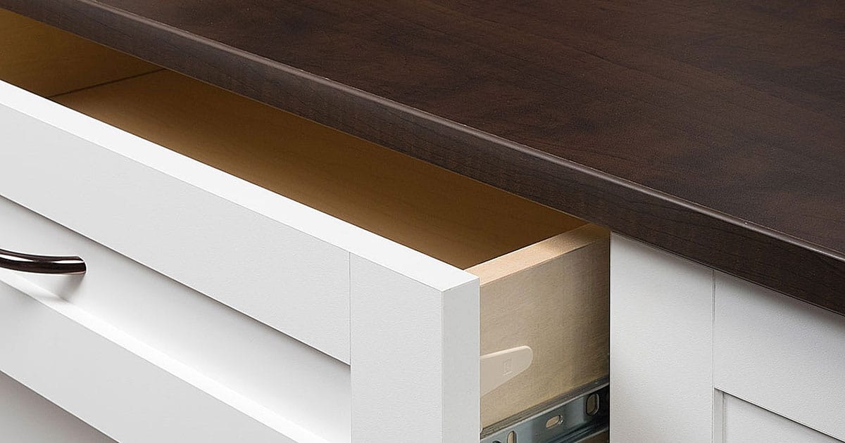 Custom closet system materials