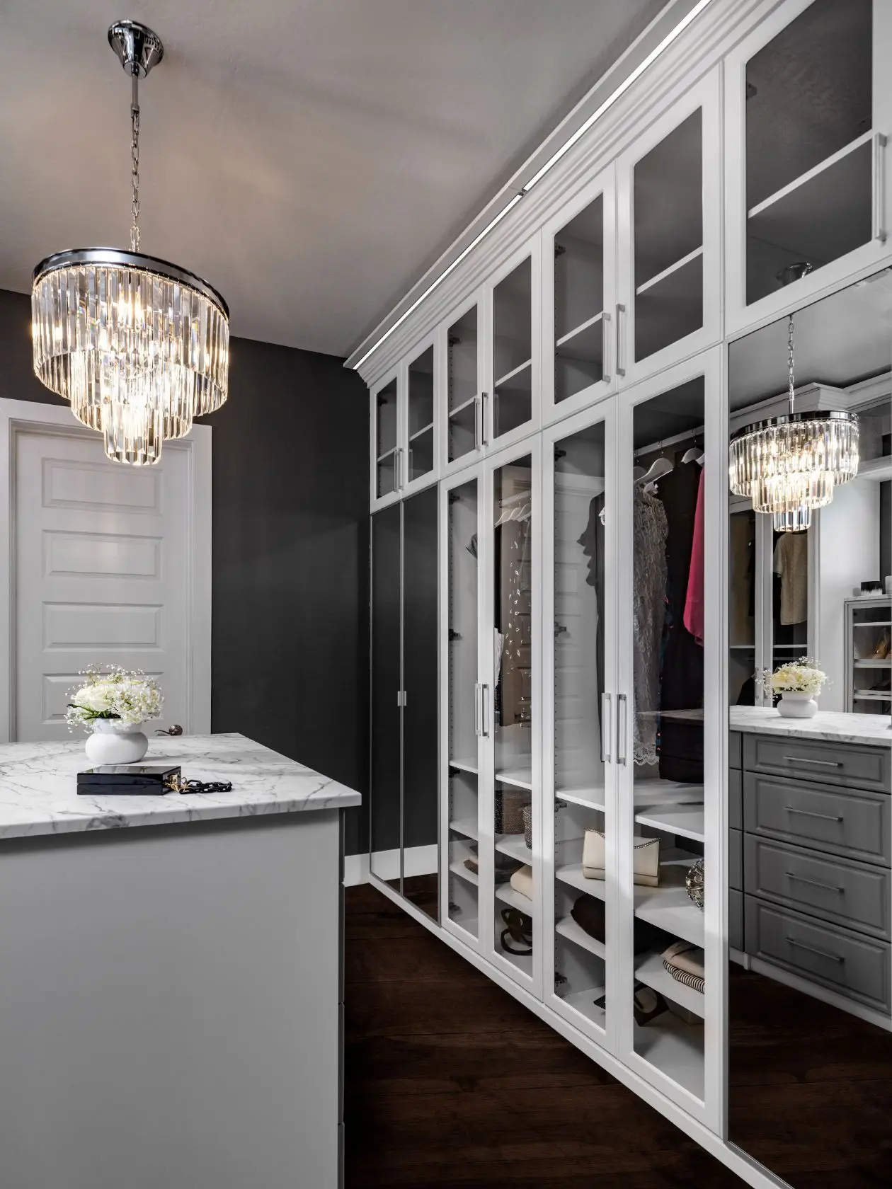 Walk in Closet Systems