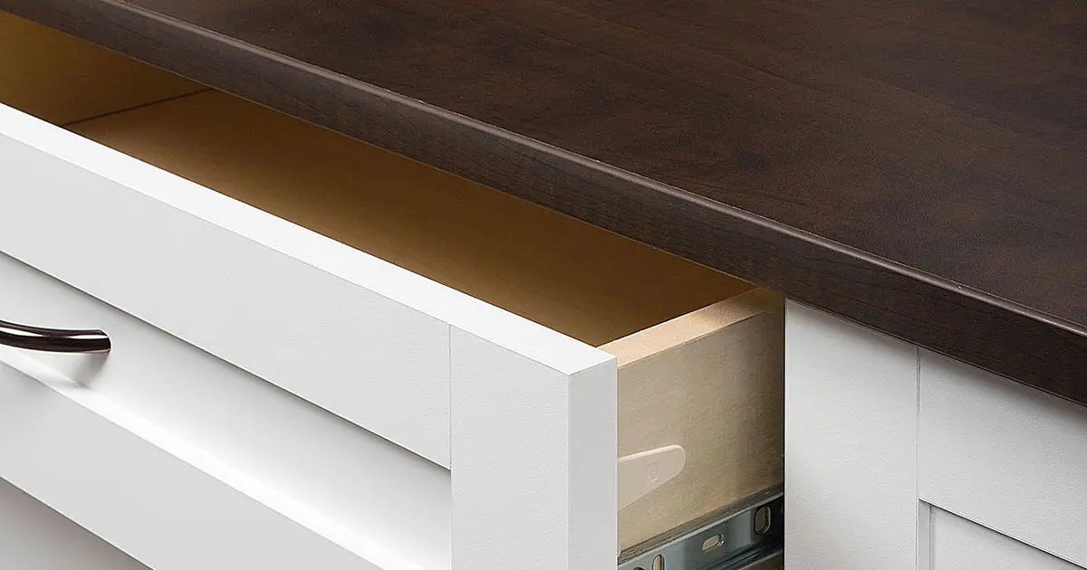 Custom closet system materials