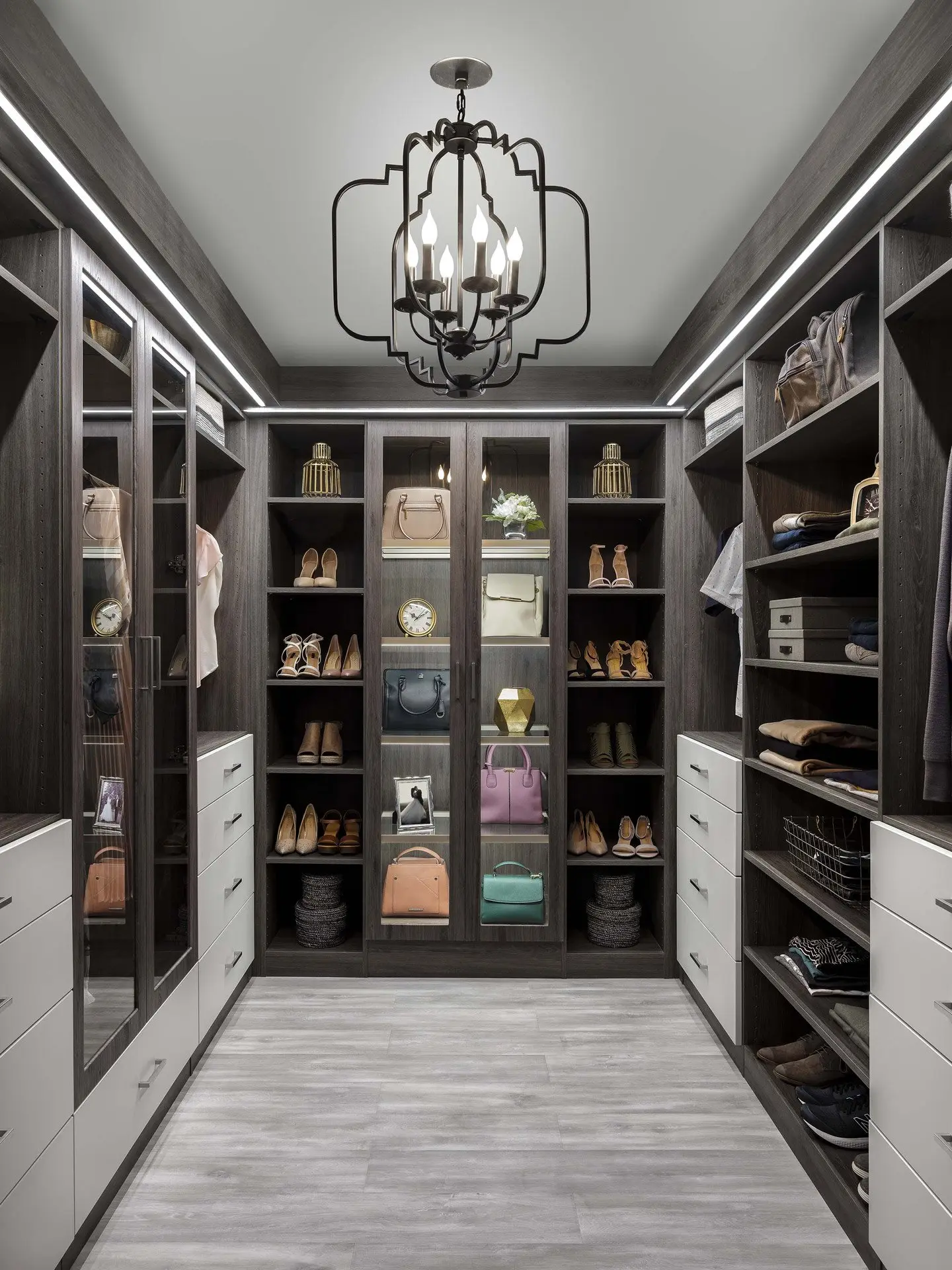 Walk In Custom Closet System