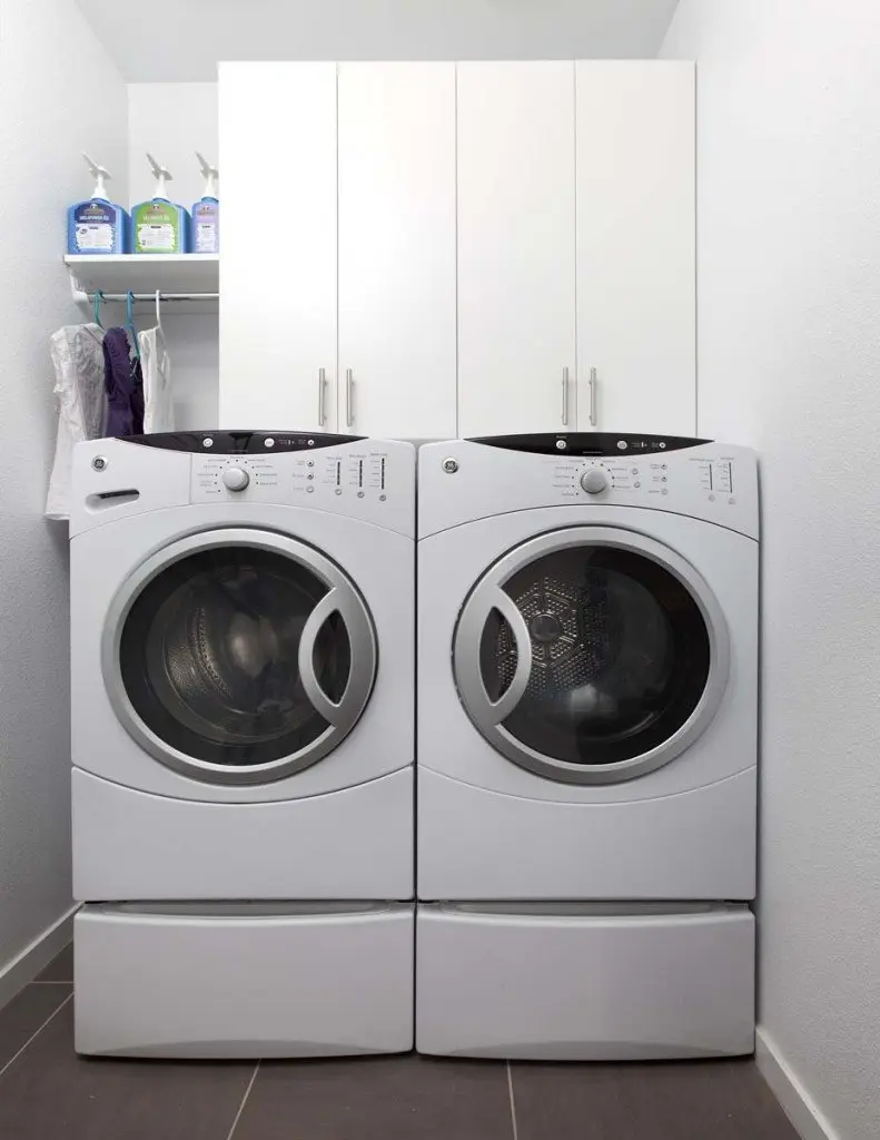 Custom Laundry Room Cabinet Installers