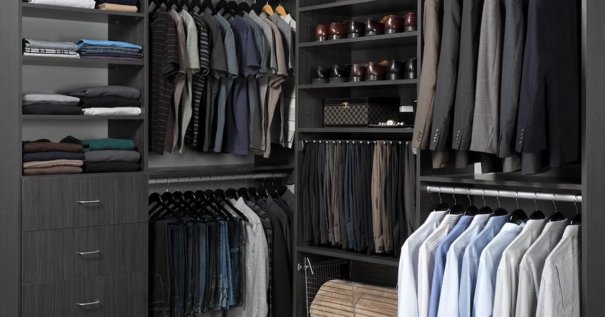Licorice custom closet system