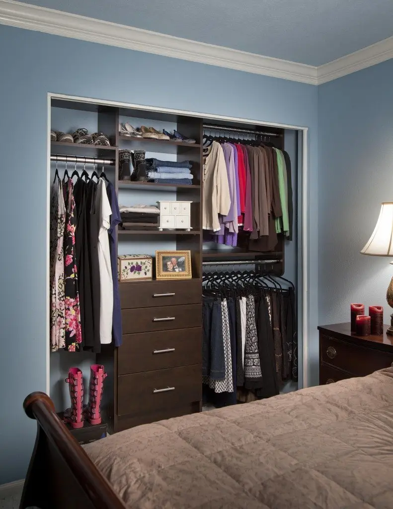 Chocolate pear reach in closet system